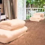 Bed & Breakfast Luxury With Balcony