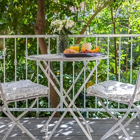 Luxury With Balcony ベッド・アンド・ブレックファスト ザダル