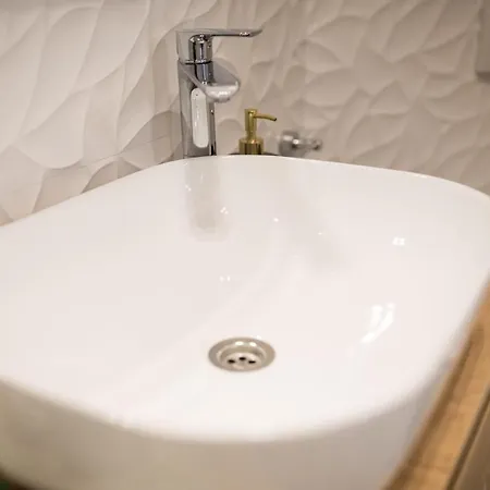 krevet i doručak Luxury With Balcony