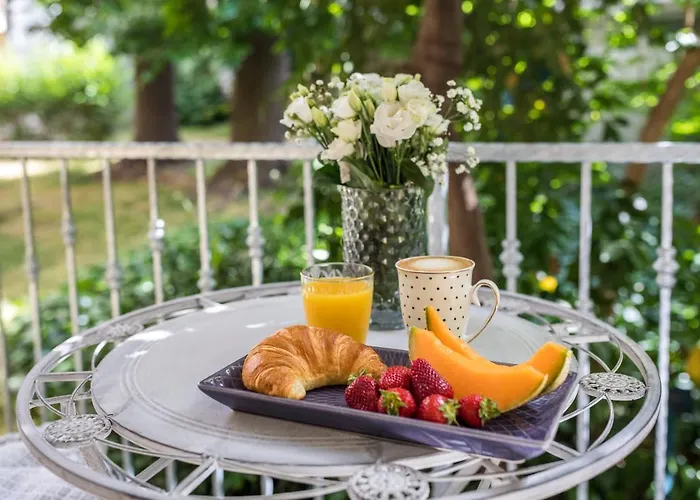 Bed & Breakfast Luxury With Balcony