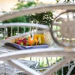 Luxury With Balcony Ζαντάρ