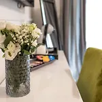Bed and Breakfast Luxury With Balcony
