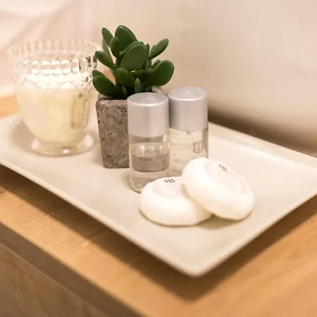 Bed and Breakfast Luxury With Balcony