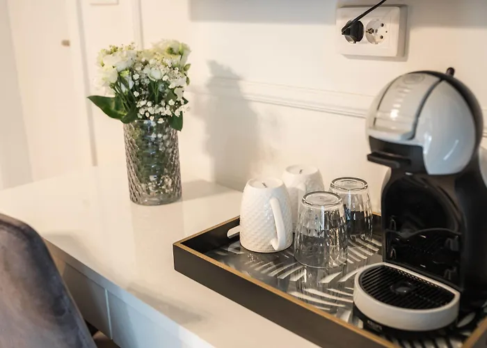 Bed and Breakfast Luxury With Balcony 4*